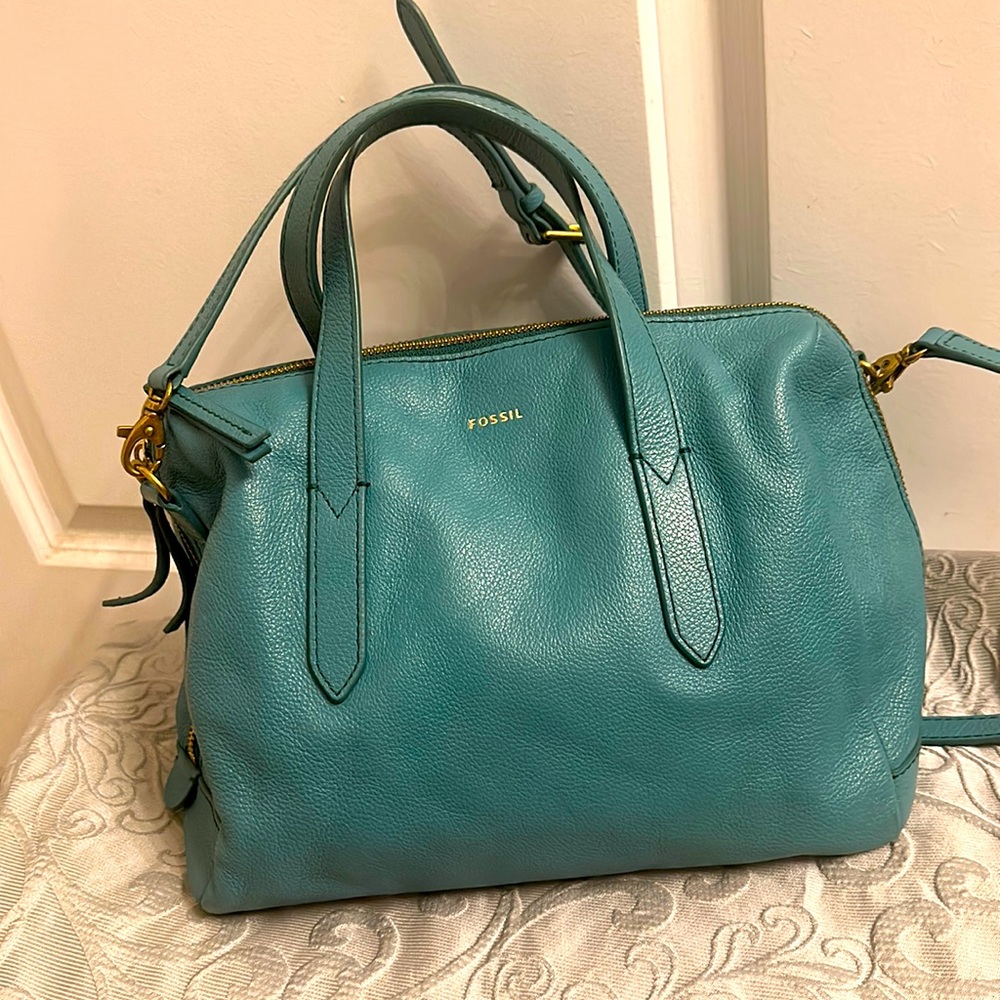 Fossil Sydney Satchel Teal Blue Green Perfect for fall and winter.💙💚💙💚✨✨✨